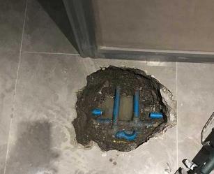 集美阳台漏水维修公司分享下暖气管道漏水的原因有哪些